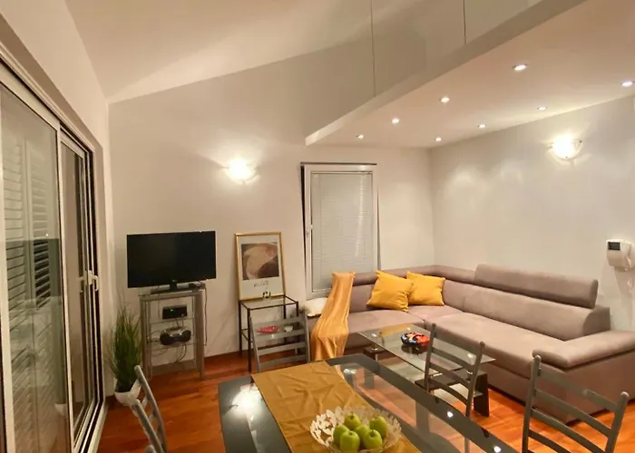 Appartement Red Shell Tribalj